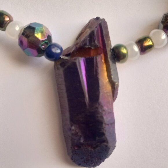 Purple iridescent necklace - Picture 6 of 6